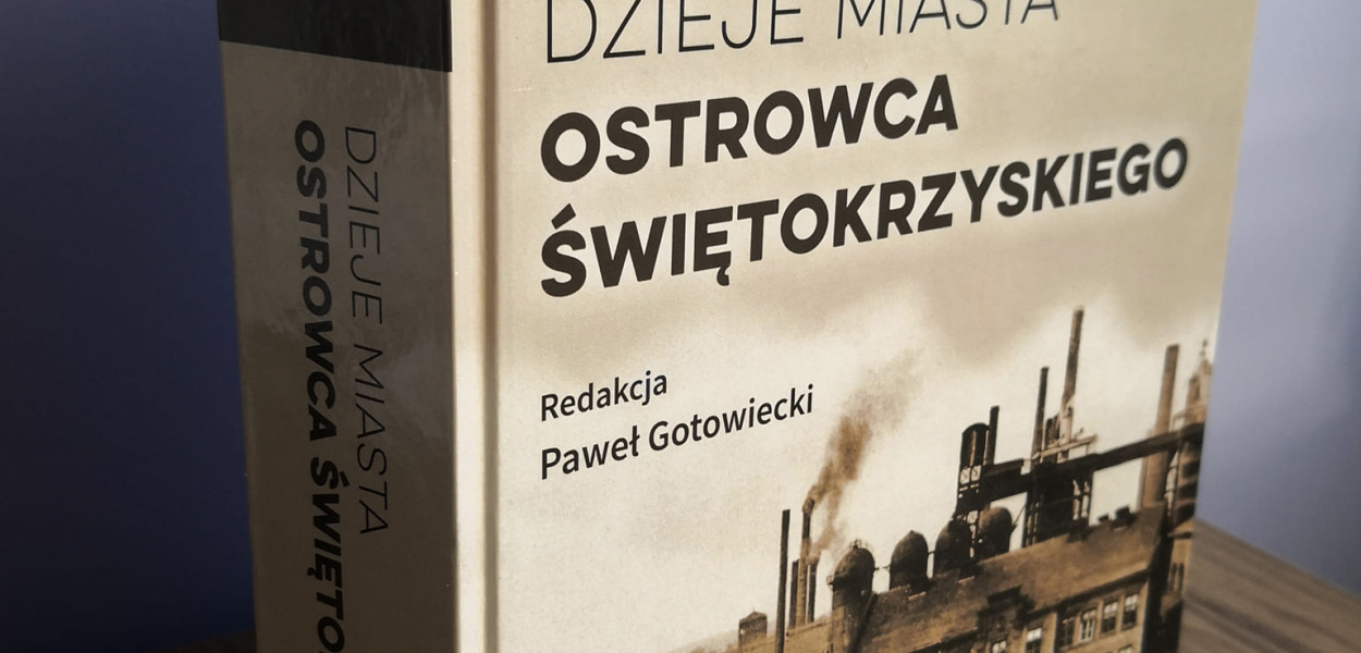 Okładka Dziejów Miasta Ostrowca Świętokrzyskiego